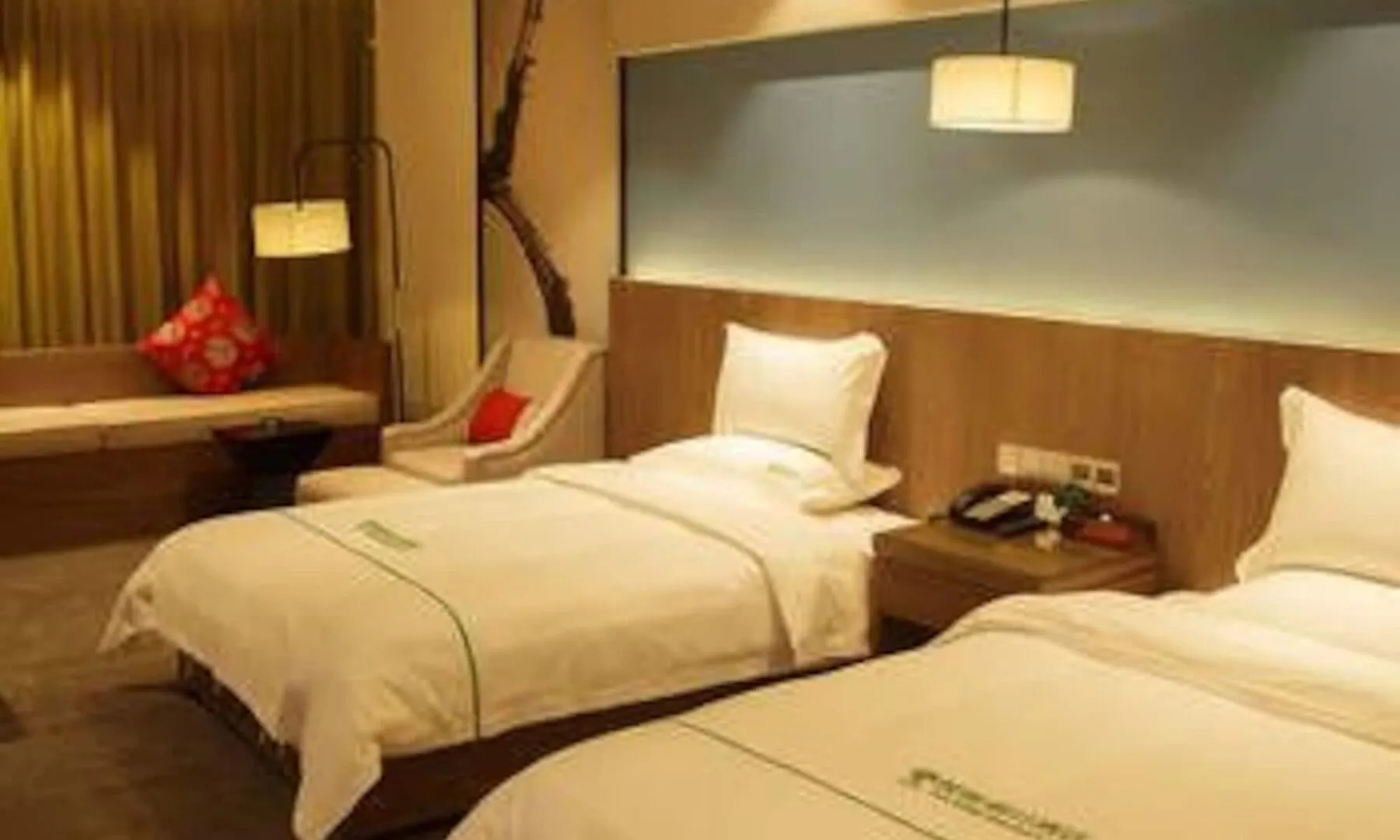Yue Rong Holiday Inn زينجزو الصين